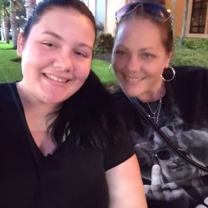 Meet your Posher, Renee